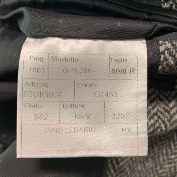 TAGLIATORE Black White Herringbone Wool Single Breasted Sport Coat - Picture 6 of 7